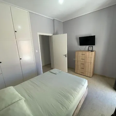 Apartment Iras 14 *